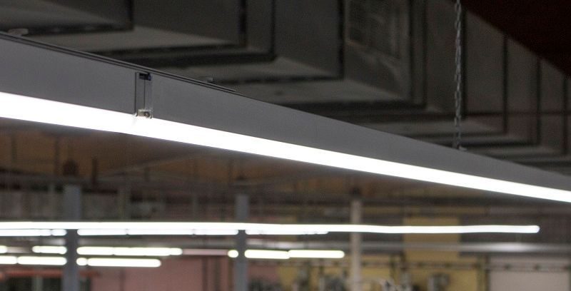 LED lichtbandsysteem voor fabriek of HACCP - Light&Energytech